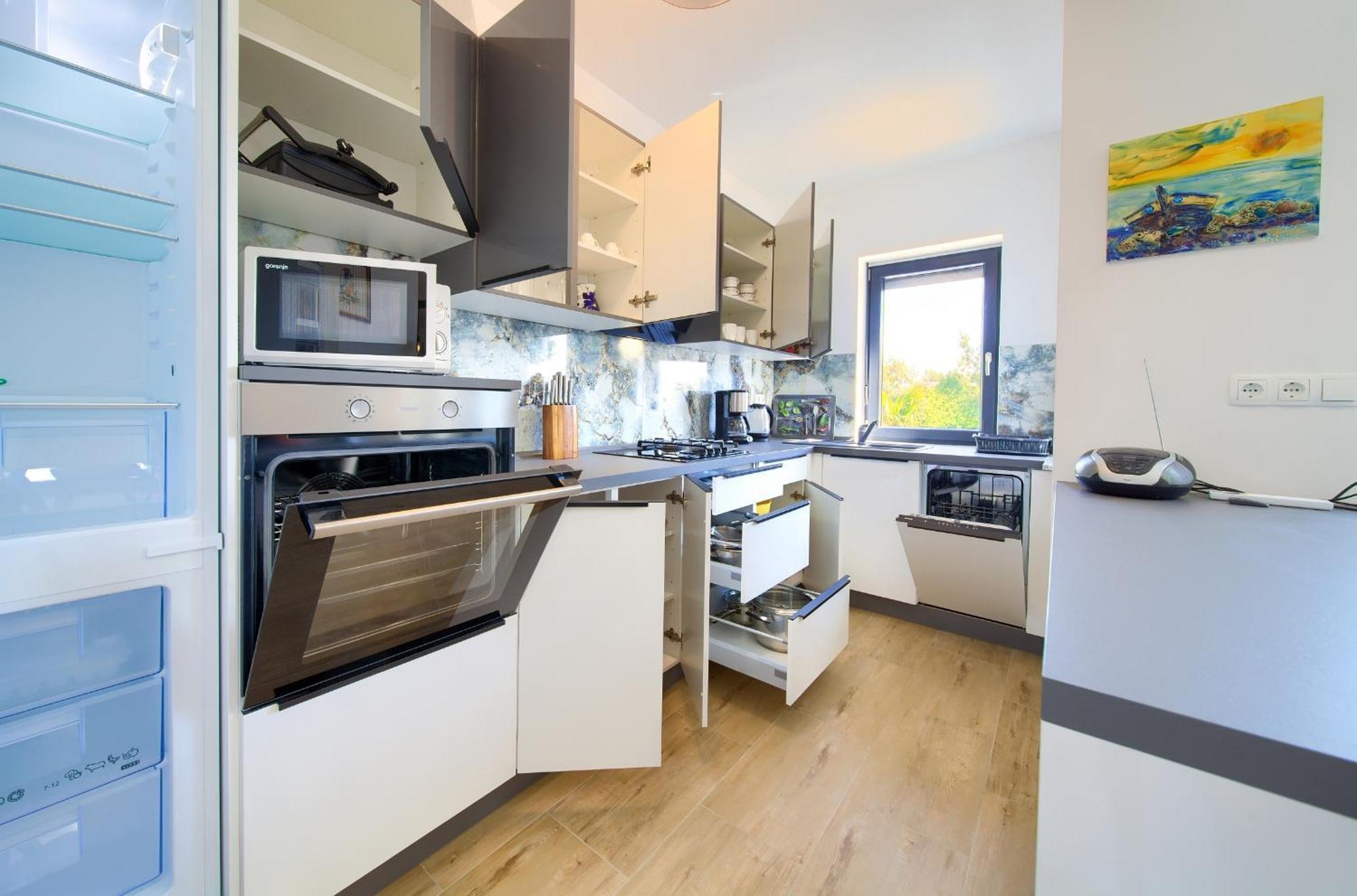 Apartments Paola & Karla With Pool Đảo Krk Phòng bức ảnh