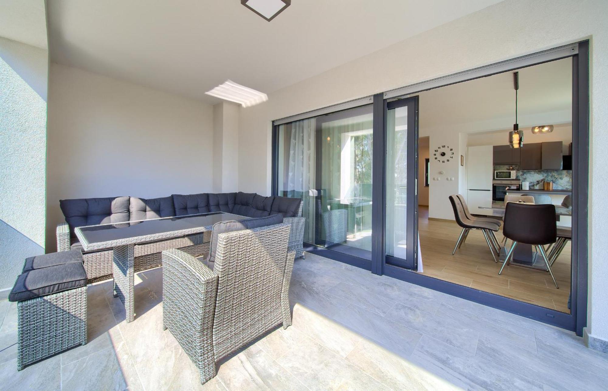 Apartments Paola & Karla With Pool Đảo Krk Phòng bức ảnh